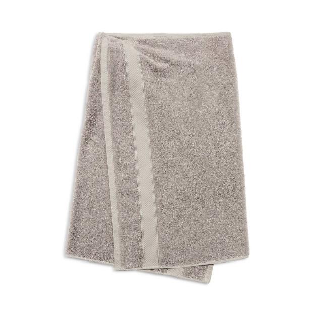 A 1000$ towel – Balenciaga’s newest design